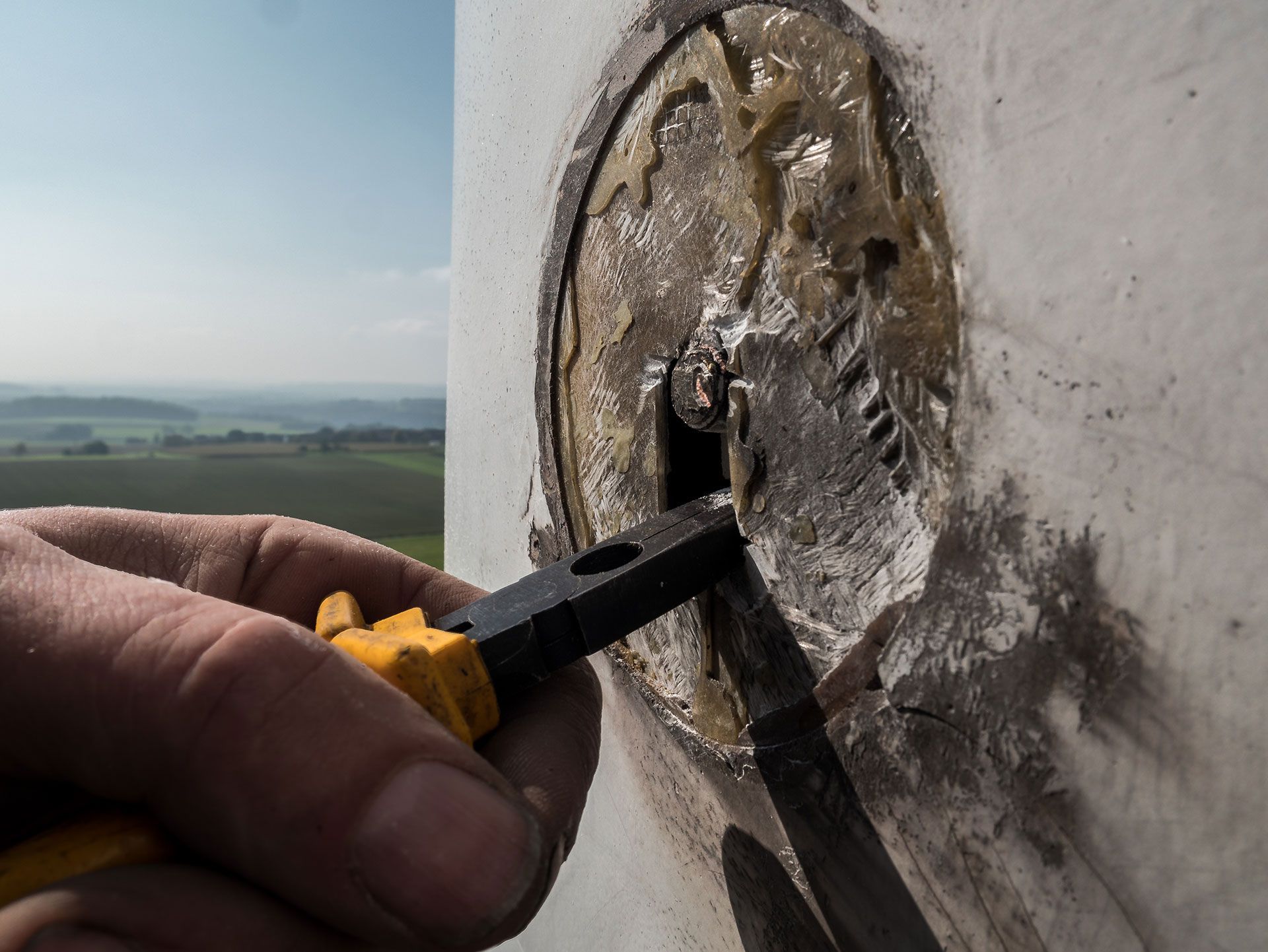 Wind turbine inspection